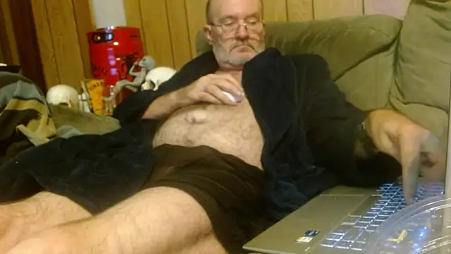 snickers1 online show from October 12, 2025, 2:32 am