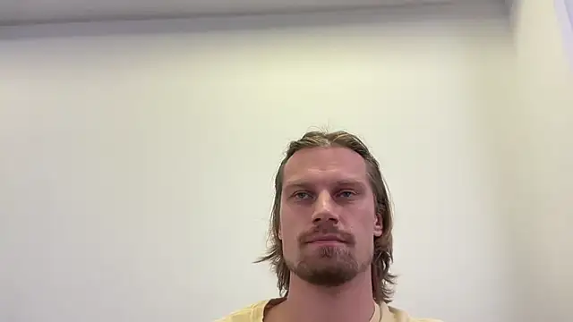 fmodel online show from November 4, 2025, 10:36 am