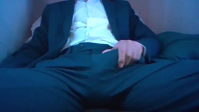 twink07 online show from November 14, 2025, 3:05 am