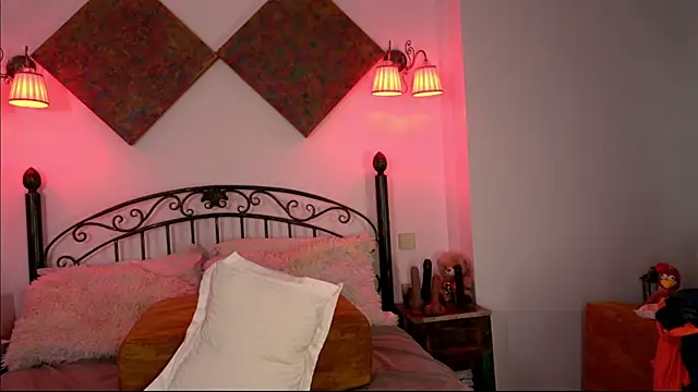 einneuesleben online show from February 17, 2025, 12:16 pm