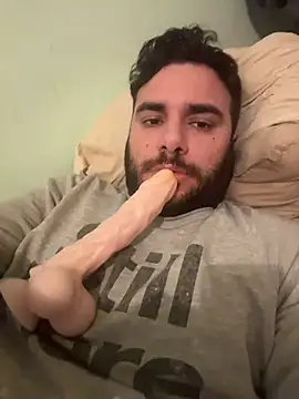 Snapshot of andrea92roma chatting on November 10, 2025, 4:17 pm andrea92roma online show from November 10, 2025, 4:17 pm