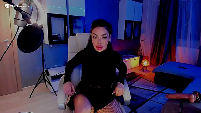 Snapshot of Miss_kay1111 chatting on December 4, 2024, 7:34 pm Miss kay1111 online show from December 4, 2024, 7:34 pm