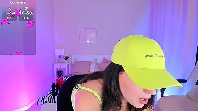 Snapshot of HelenaRegal chatting on January 31, 2025, 1:56 pm HelenaRegal online show from January 31, 2025, 1:56 pm