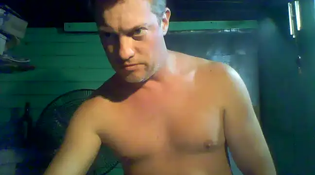 Snapshot of Alvaro2017 chatting on January 15, 2025, 5:29 am Alvaro2017 online show from January 15, 2025, 5:29 am