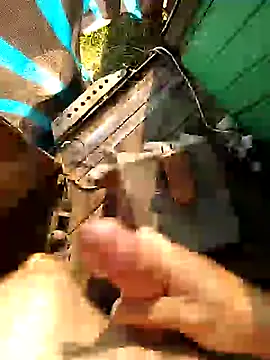 Snapshot of Alvaro2017 chatting on February 23, 2025, 8:55 pm Alvaro2017 online show from February 23, 2025, 8:55 pm