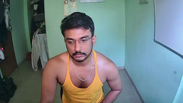 Snapshot of daringcutie chatting on October 17, 2025, 10:07 am daringcutie online show from October 17, 2025, 10:07 am