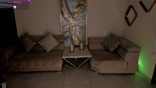 Snapshot of DannieSmith1 chatting on March 6, 2025, 3:35 am DannieSmith1 online show from March 6, 2025, 3:35 am