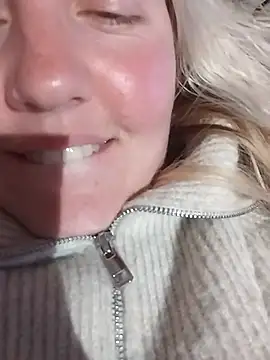 Snapshot of Mllesha74000 chatting on January 26, 2025, 7:31 pm Mllesha74000 online show from January 26, 2025, 7:31 pm