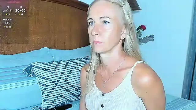 Snapshot of Christine_35 chatting on February 19, 2026, 12:01 pm Christine 35 online show from February 19, 2026, 12:01 pm