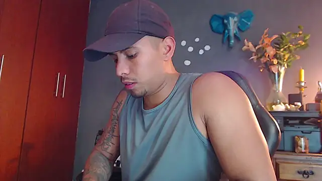 geirge teacherxx online show from January 13, 2025, 1:13 am