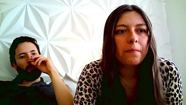 jerryandjessica online show from November 14, 2025, 9:57 pm