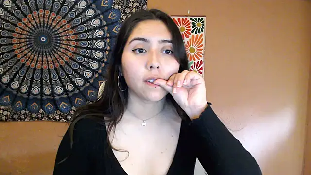 IntimateTales online show from February 19, 2025, 5:06 pm