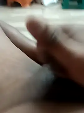 Snapshot of Indianshine chatting on February 21, 2025, 12:39 pm Indianshine online show from February 21, 2025, 12:39 pm