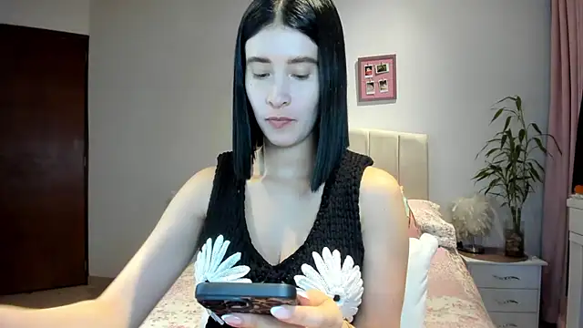 macarena vallejo online show from May 22, 2026, 3:57 am