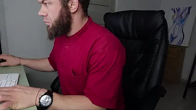 Snapshot of Tommy_Burnz chatting on December 30, 2024, 4:42 am Tommy Burnz online show from December 30, 2024, 4:42 am