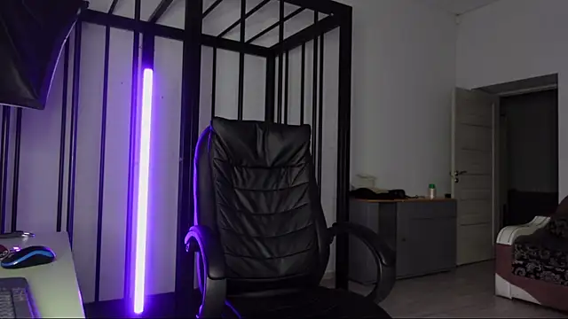 Snapshot of Tommy_Burnz chatting on March 4, 2025, 2:38 am Tommy Burnz online show from March 4, 2025, 2:38 am