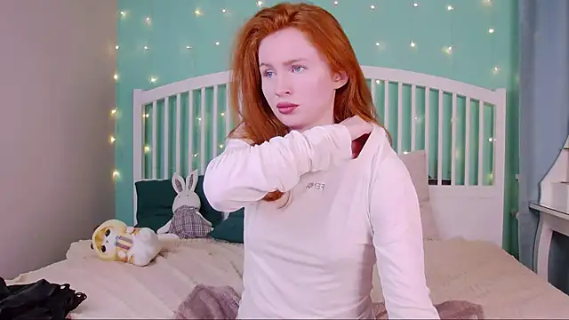 GingerArin online show from March 1, 2025, 2:44 pm