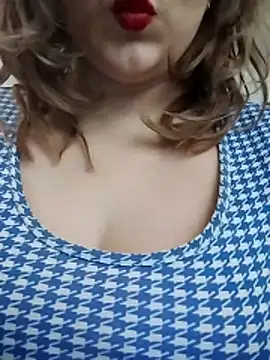 Snapshot of SWEETLUNA077 chatting on January 7, 2026, 8:39 am SWEETLUNA077 online show from January 7, 2026, 8:39 am