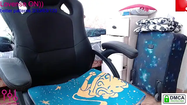 Snapshot of sweet_cute_cat chatting on February 28, 2025, 7:15 am sweet cute cat online show from February 28, 2025, 7:15 am