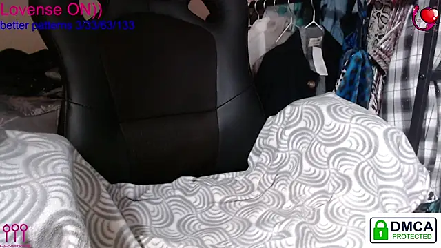 Snapshot of sweet_cute_cat chatting on November 8, 2025, 5:45 pm sweet cute cat online show from November 8, 2025, 5:45 pm