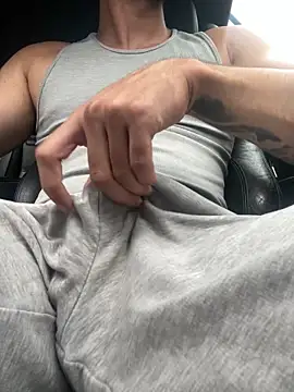 Snapshot of bestofsex99 chatting on October 11, 2025, 2:48 pm bestofsex99 online show from October 11, 2025, 2:48 pm