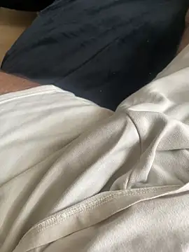 bestofsex99 online show from May 10, 2026, 2:44 pm