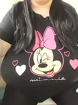 Snapshot of SenzualHotM chatting on February 27, 2026, 6:08 pm SenzualHotM online show from February 27, 2026, 6:08 pm