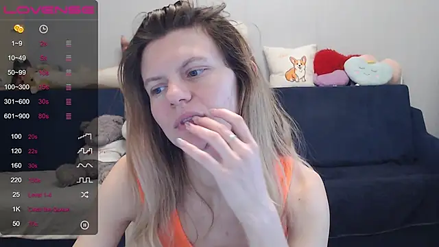 Snapshot of night_is_dark chatting on January 28, 2025, 5:35 pm night is dark online show from January 28, 2025, 5:35 pm