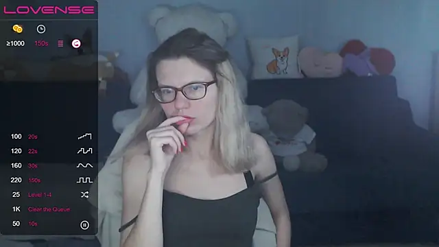 Snapshot of night_is_dark chatting on February 21, 2025, 1:00 am night is dark online show from February 21, 2025, 1:00 am