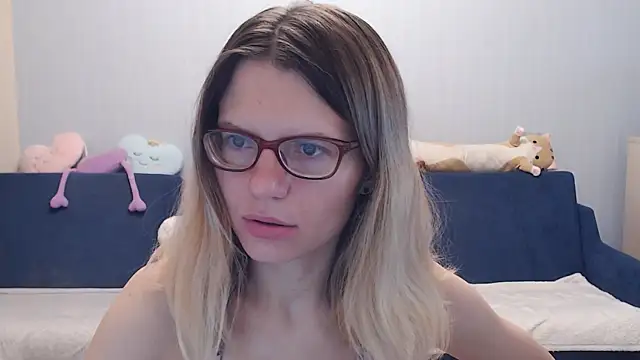 Snapshot of night_is_dark chatting on October 27, 2025, 2:10 pm night is dark online show from October 27, 2025, 2:10 pm