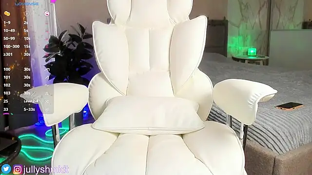 Top Skinny online show from February 26, 2026, 4:55 am