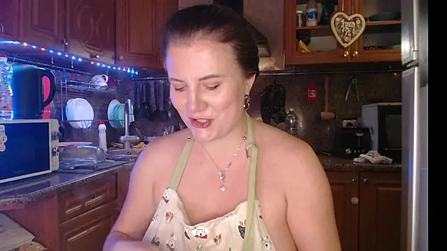 LizaCakes online show from December 17, 2024, 2:44 pm