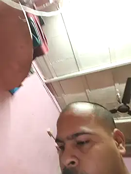 Vickyrajput009 online show from November 11, 2025, 9:20 am