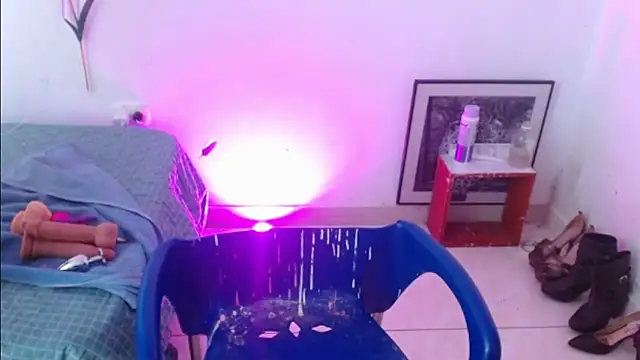 Snapshot of keyklin1 chatting on February 23, 2026, 12:02 pm keyklin1 online show from February 23, 2026, 12:02 pm