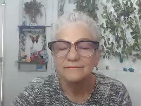 FunnyGrandma online show from February 3, 2025, 6:39 pm