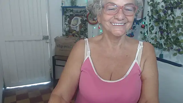 FunnyGrandma online show from December 13, 2025, 7:53 pm