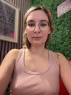 The Snowwhitee online show from March 10, 2025, 9:21 am