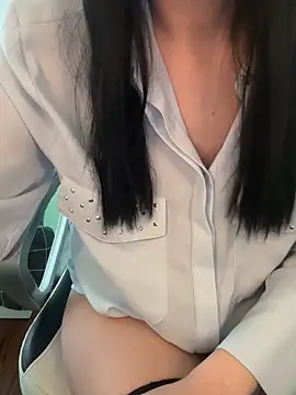 Snapshot of CallMeAngelica chatting on November 27, 2025, 10:39 am CallMeAngelica online show from November 27, 2025, 10:39 am