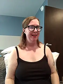 Snapshot of SweetandNaughty1 chatting on September 29, 2025, 9:19 pm SweetandNaughty1 online show from September 29, 2025, 9:19 pm