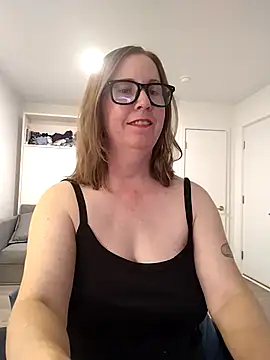 Snapshot of SweetandNaughty1 chatting on May 15, 2026, 4:08 am SweetandNaughty1 online show from May 15, 2026, 4:08 am