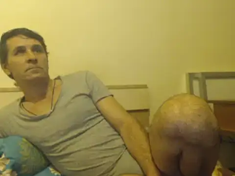 Snapshot of yvesstorm1 chatting on February 14, 2025, 6:51 pm yvesstorm1 online show from February 14, 2025, 6:51 pm