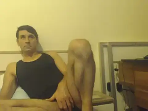 Snapshot of yvesstorm1 chatting on February 26, 2025, 6:00 pm yvesstorm1 online show from February 26, 2025, 6:00 pm