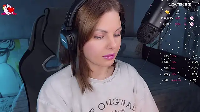 Your Sweet Lilu online show from October 1, 2025, 3:40 pm