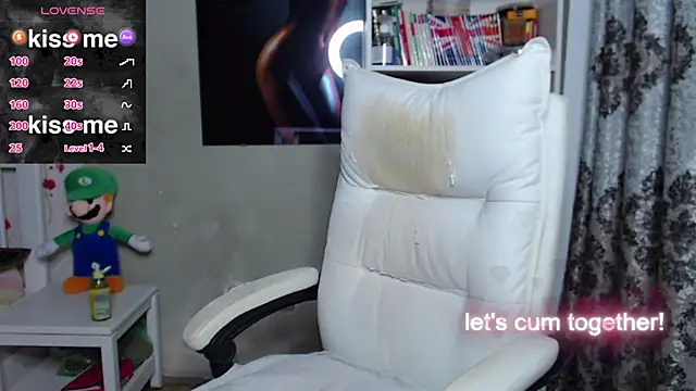 Mella4you online show from February 9, 2025, 5:33 pm