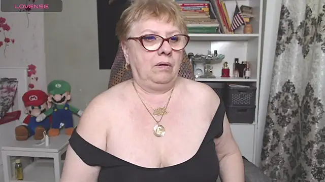 Mella4you online show from May 5, 2026, 9:50 am
