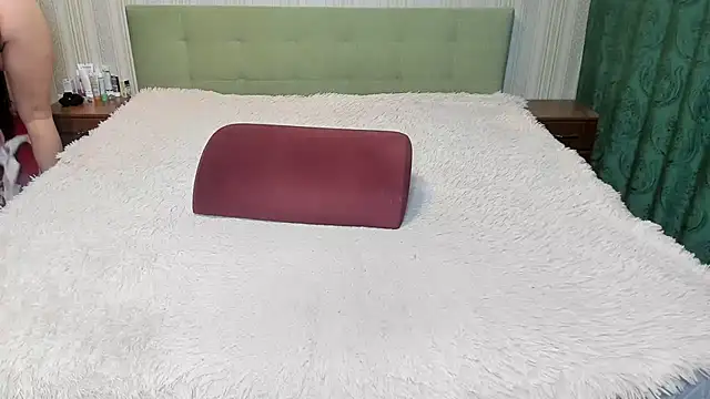 ClassyLiza online show from February 13, 2026, 11:50 am