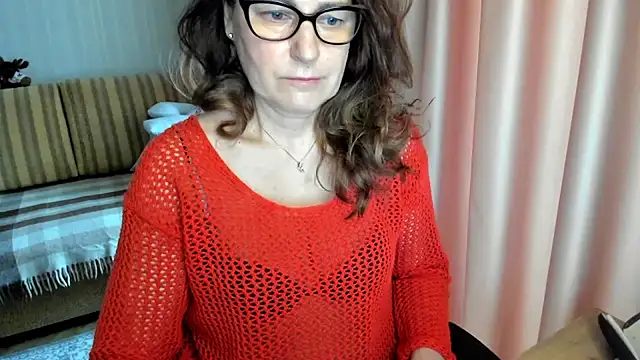 lauraoven online show from March 6, 2026, 7:38 am