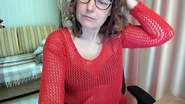 lauraoven online show from May 31, 2026, 7:48 am