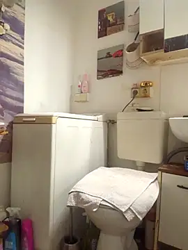 dwtmelina1979 online show from October 27, 2025, 2:59 am