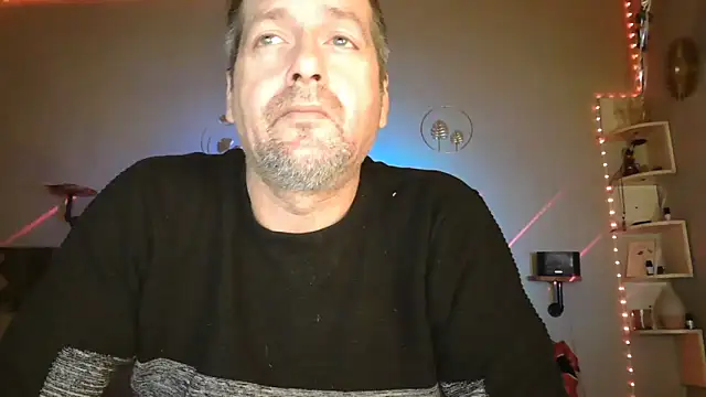 matrikes1 online show from November 22, 2025, 1:48 am